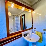 아파트 Intero Tranquillo E Immerso Nel