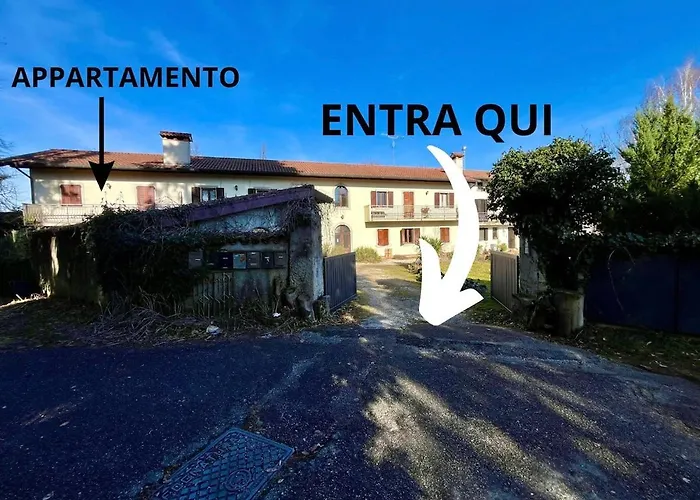 Intero Tranquillo E Immerso Nel