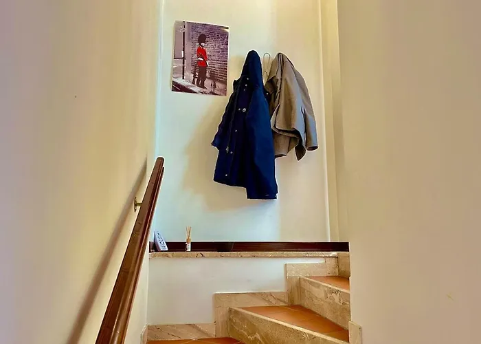 Intero Tranquillo E Immerso Nel *